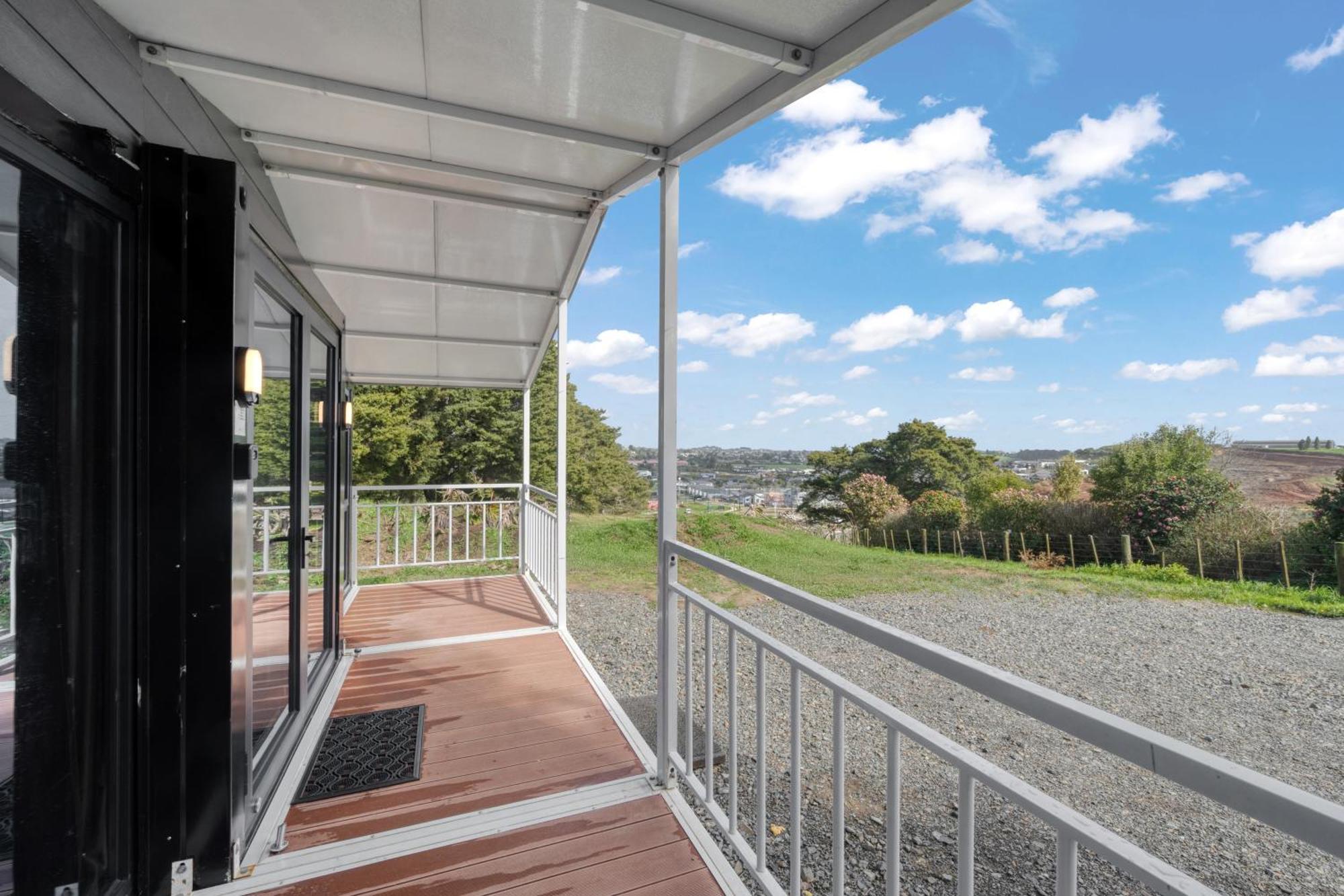 2 Bedrooms Cabin 5 Min To Pukekohe Town Centre Exterior foto