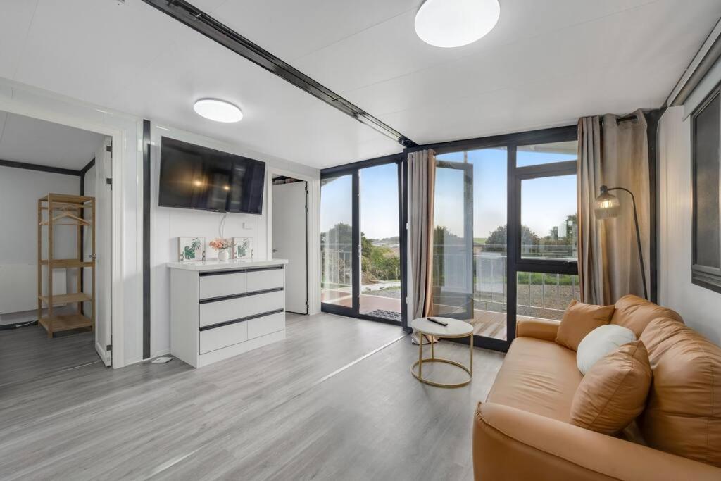 2 Bedrooms Cabin 5 Min To Pukekohe Town Centre Exterior foto
